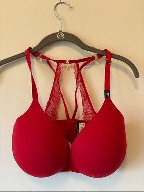 Victoria's Secret Red Lace-Back T-Shirt Bra
